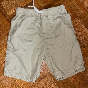 Lightning bug size 8 khaki shorts pull on